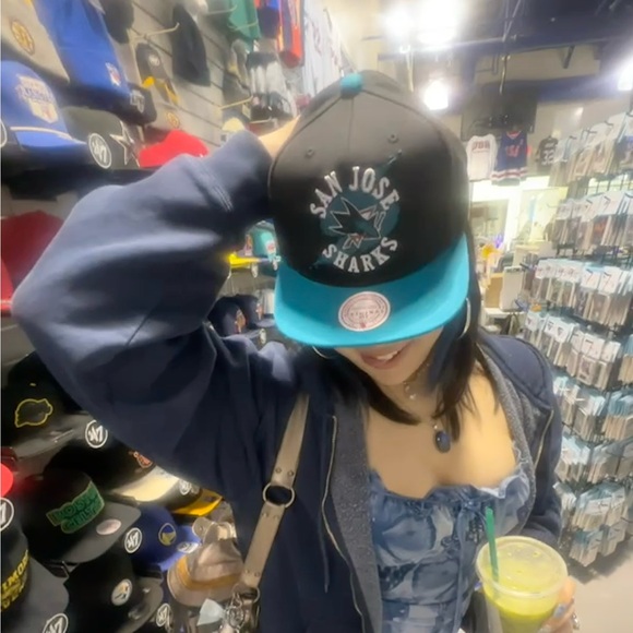 azshiyi